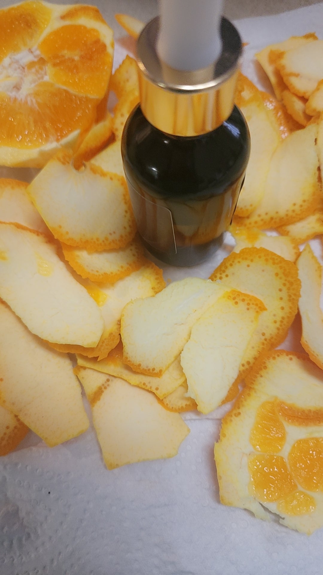 Orange face and body serum